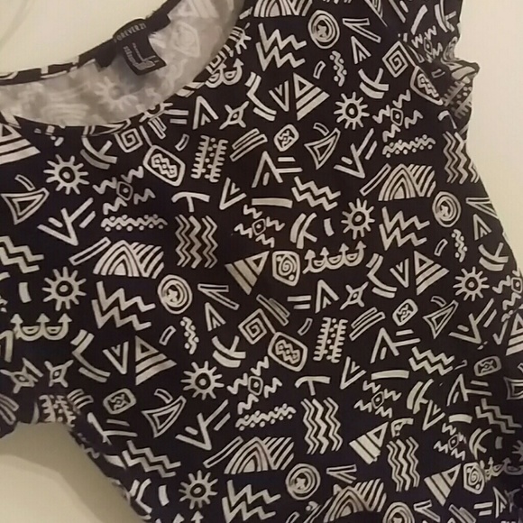 Black & white Aztec print women's Forever 21 dress - Picture 2 of 3